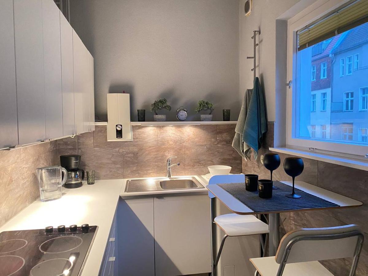 Cozy Modern Apartment With Small Balcony In The Heart Of برلين المظهر الخارجي الصورة